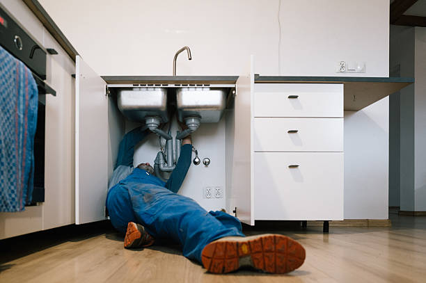 Professional Leak Detection technician working in Mount Hope, WV